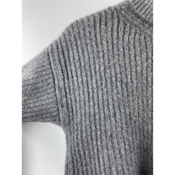 H&M | Cashmere Wool Blend Ribbed Thick Crop Turtleneck Grey Sweater Medium - Picture 4 of 8